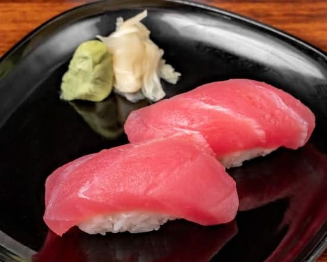 Red Tuna Sushi/Sashimi.